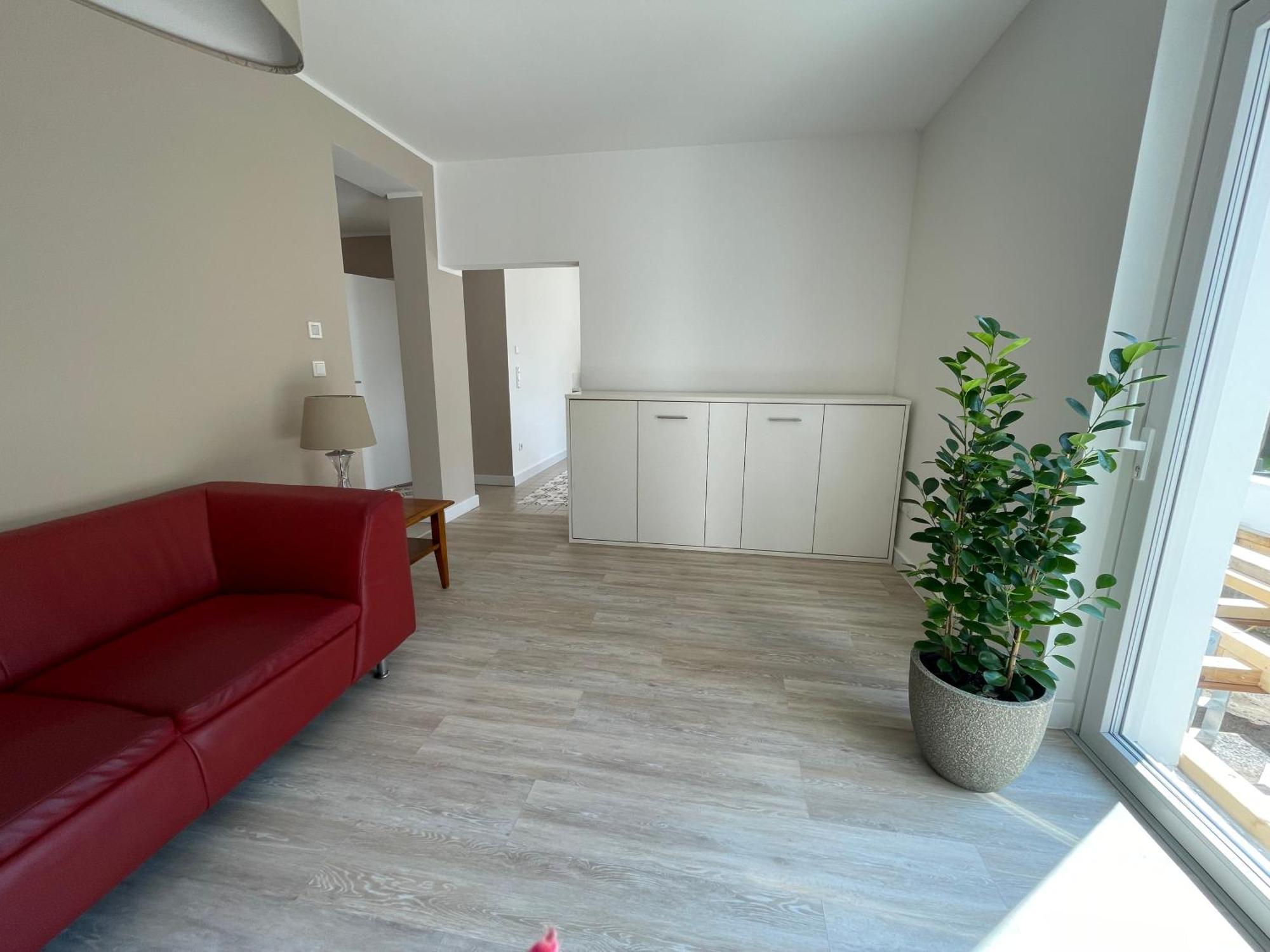 Appartement Mit 2 Schlafzimmern Und Terrasse Halle Kültér fotó